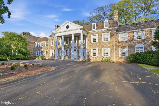 1035 WRIGHT DR, Huntingdon Valley, PA 19006