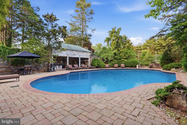 1035 WRIGHT DR, Huntingdon Valley, PA 19006