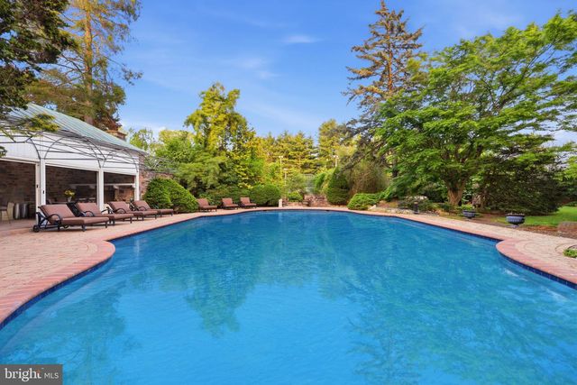 1035 WRIGHT DR, Huntingdon Valley, PA 19006