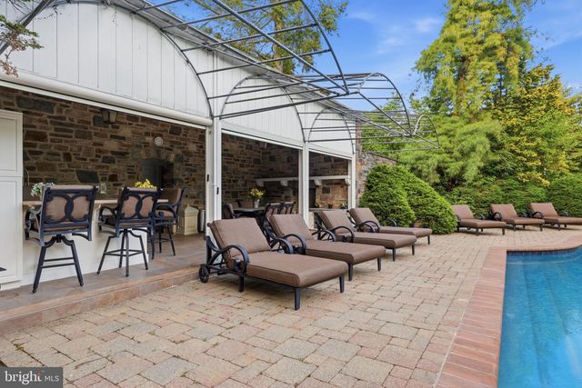 1035 WRIGHT DR, Huntingdon Valley, PA 19006