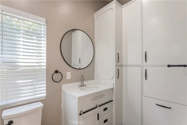 3701 Fillmore 10, Riverside, CA 92505