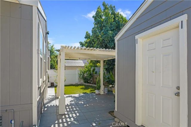 3701 Fillmore 10, Riverside, CA 92505
