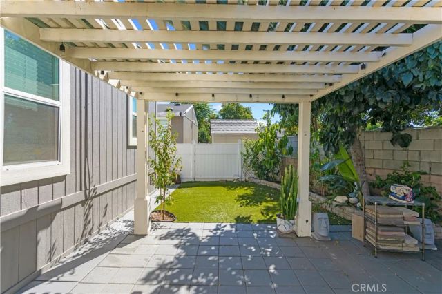 3701 Fillmore 10, Riverside, CA 92505