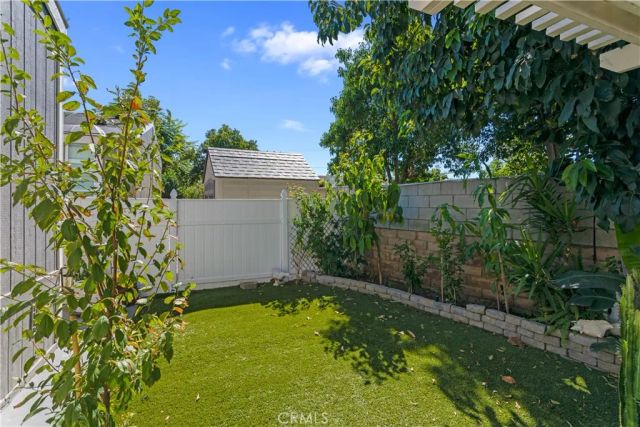 3701 Fillmore 10, Riverside, CA 92505