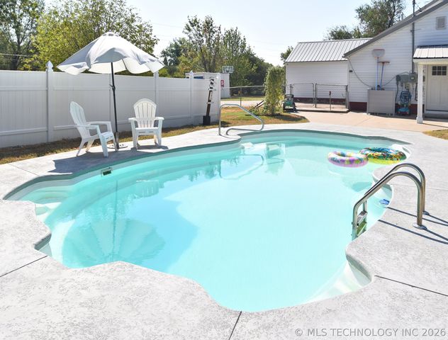 530 S 19th Street, Collinsville, OK 74021