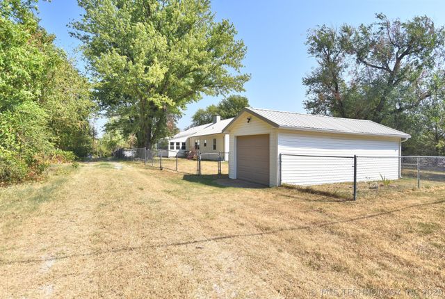 530 S 19th Street, Collinsville, OK 74021