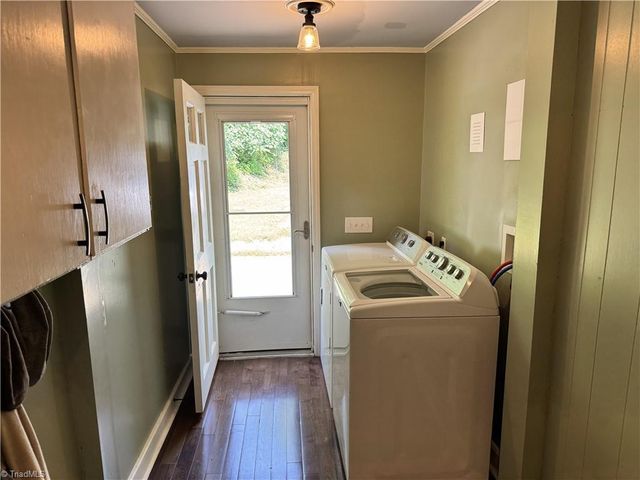 137 Old Rockford Road, Dobson, NC 27017