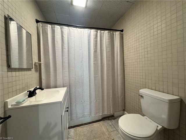 137 Old Rockford Road, Dobson, NC 27017