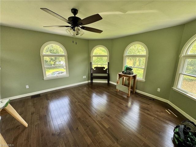 137 Old Rockford Road, Dobson, NC 27017