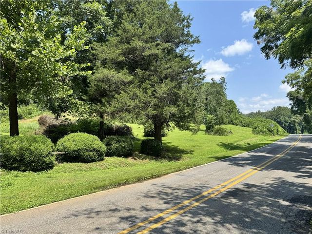 137 Old Rockford Road, Dobson, NC 27017