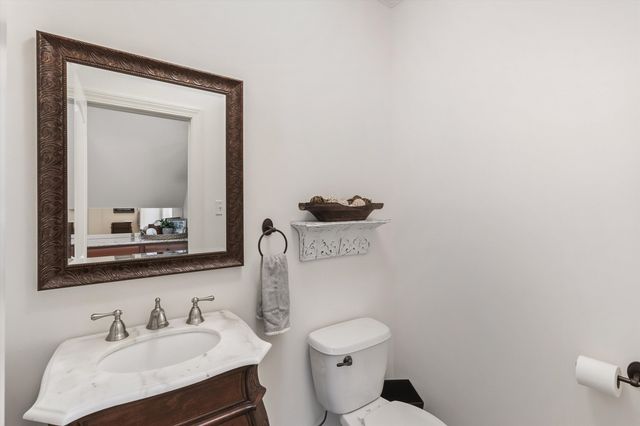 10 POST OAK CV, Eads, TN 38028