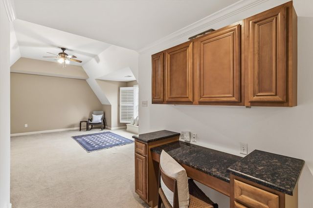 10 POST OAK CV, Eads, TN 38028