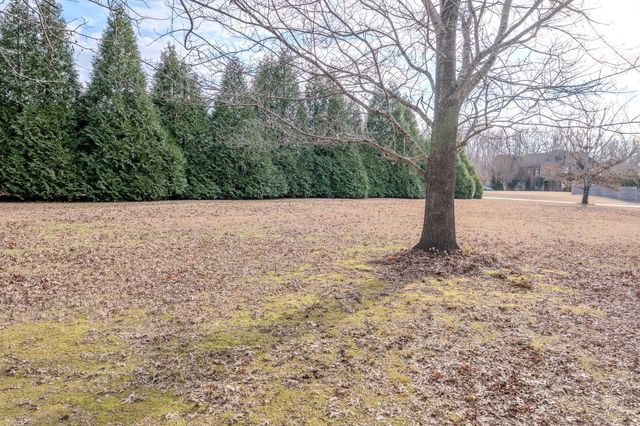 10 POST OAK CV, Eads, TN 38028