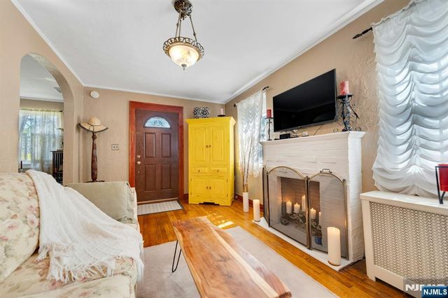 138 Lincoln Avenue, Wood Ridge, NJ 07075