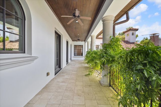 5556 Lynbrook Drive, Houston, TX 77056