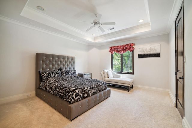5556 Lynbrook Drive, Houston, TX 77056