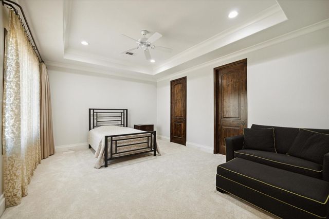 5556 Lynbrook Drive, Houston, TX 77056
