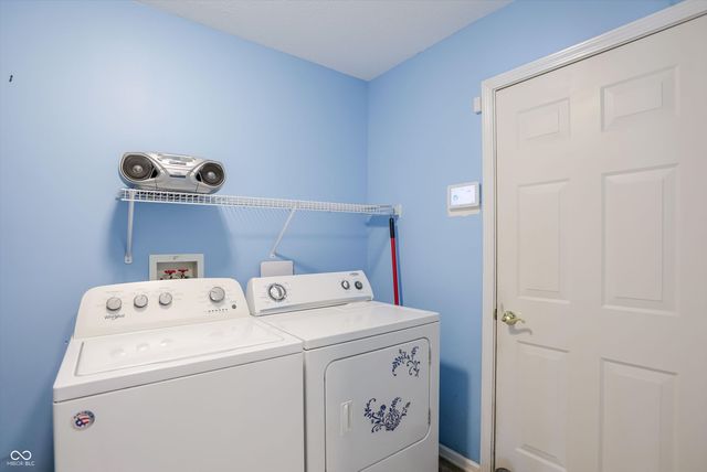10229 Morning Light Drive, Avon, IN 46123