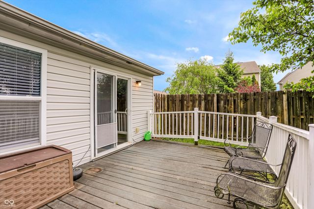 10229 Morning Light Drive, Avon, IN 46123