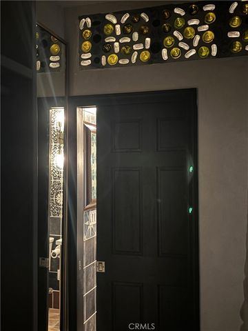 1802 N Raymond Avenue, Pasadena, CA 91103