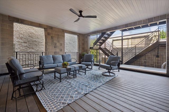 3739 N Clifton Avenue 1, Chicago, IL 60613