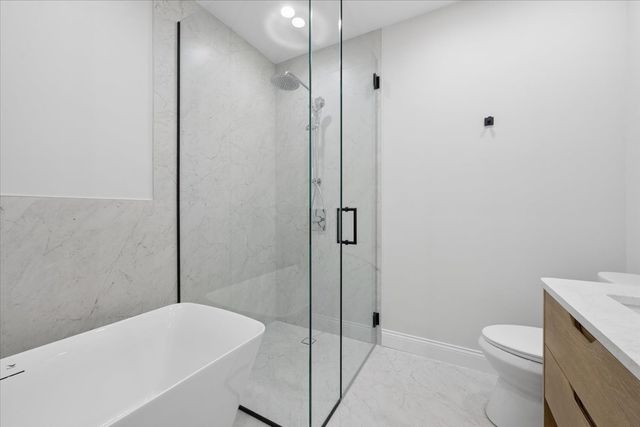3739 N Clifton Avenue 1, Chicago, IL 60613