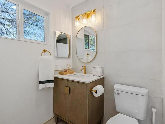 2902 Edenbank Court, San Jose, CA 95148