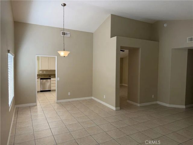 15128 Versailles, Lake Elsinore, CA 92530