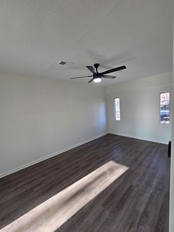 4571 WHITE FOX ST, Memphis, TN 38109