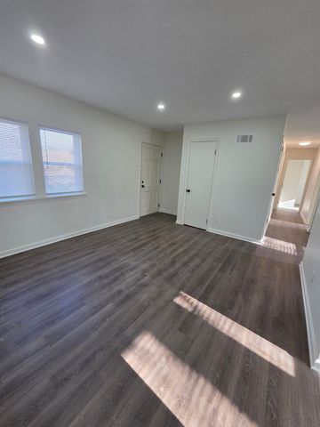 4571 WHITE FOX ST, Memphis, TN 38109