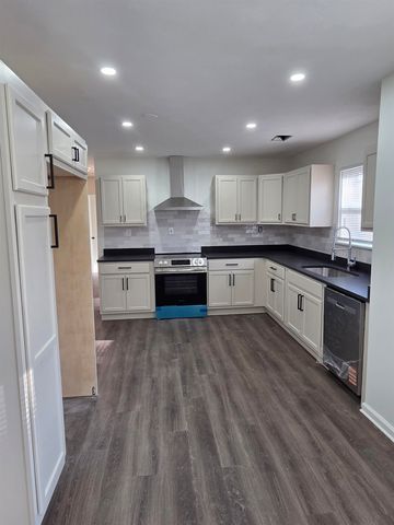 4571 WHITE FOX ST, Memphis, TN 38109