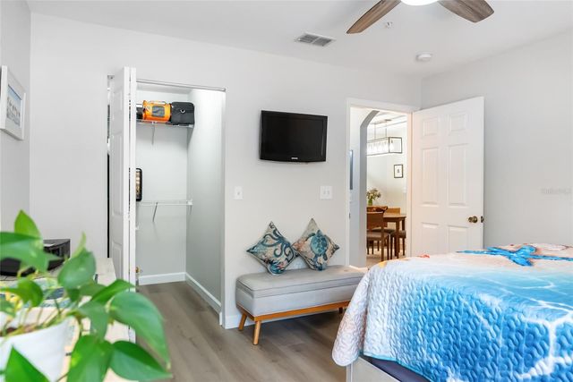 8933 MANOR LOOP 104, Bradenton, FL 34202