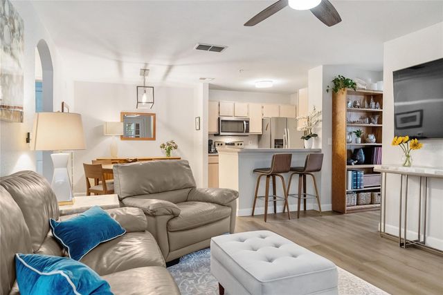8933 MANOR LOOP 104, Bradenton, FL 34202