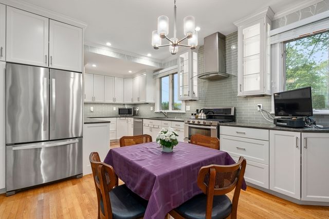 121 State St, Framingham, MA 01702