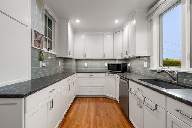 121 State St, Framingham, MA 01702