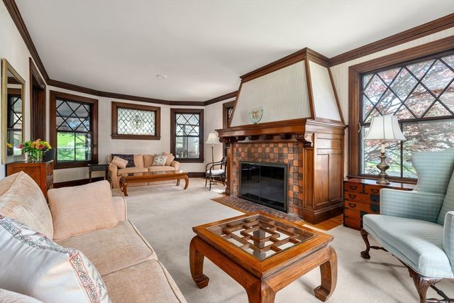 121 State St, Framingham, MA 01702