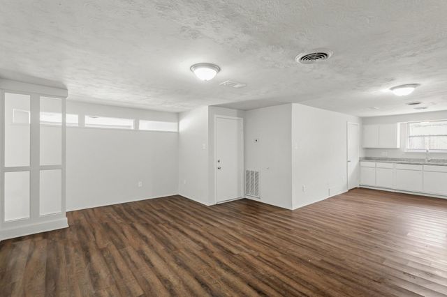 414 Grantham Road, Baytown, TX 77521