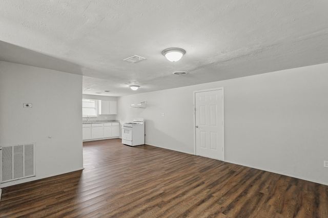 414 Grantham Road, Baytown, TX 77521