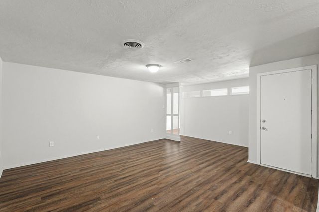 414 Grantham Road, Baytown, TX 77521