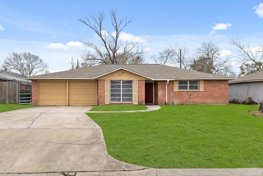 414 Grantham Road, Baytown, TX 77521