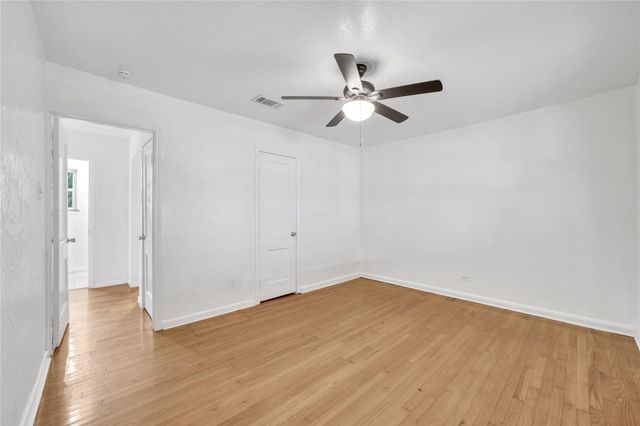 206 Sherwood ST, San Marcos, TX 78666