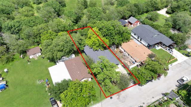 206 Sherwood ST, San Marcos, TX 78666