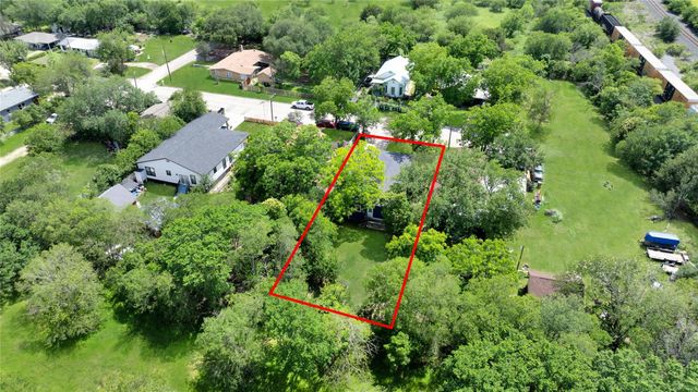 206 Sherwood ST, San Marcos, TX 78666