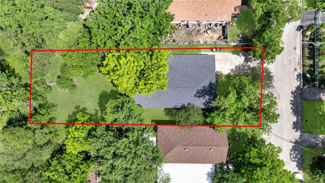 206 Sherwood ST, San Marcos, TX 78666