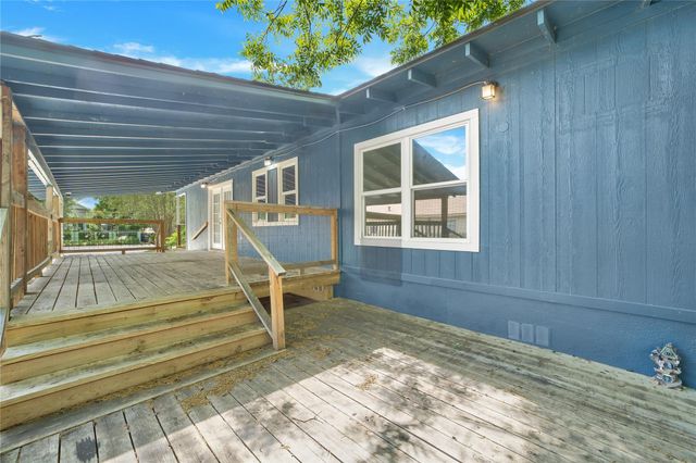 206 Sherwood ST, San Marcos, TX 78666