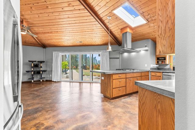 15897 Keson Pl, Grass Valley, CA 95949