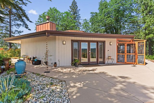 15897 Keson Pl, Grass Valley, CA 95949