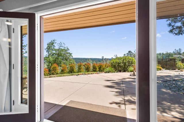 15897 Keson Pl, Grass Valley, CA 95949