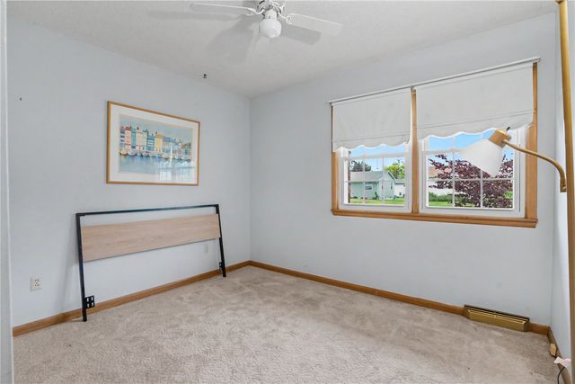2800 3rd Ave, Marion, IA 52302