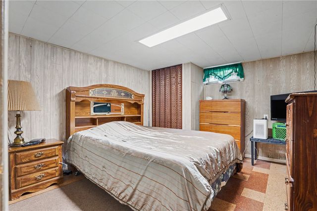 2800 3rd Ave, Marion, IA 52302